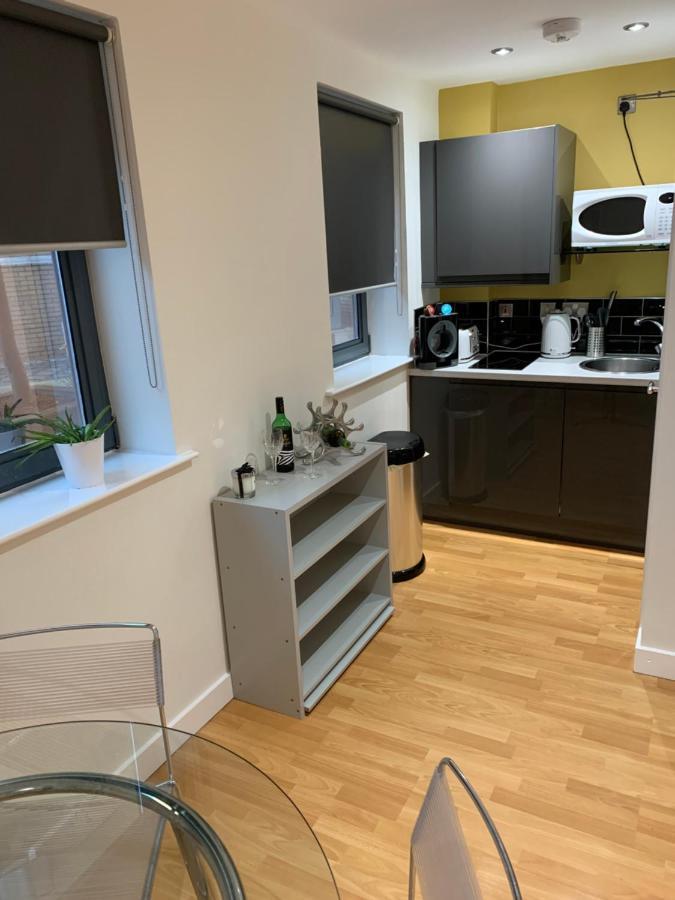 Modern, City Centre, Studio Apartment With Free Wifi, Gym Access, Netflix - West One Шефилд Экстерьер фото